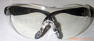 廣州市花都宗榮眼鏡 專業(yè)工業(yè)防護(hù)眼鏡與眼罩產(chǎn)品全面解析